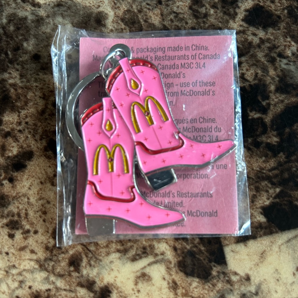 McDonald's Shania Twain keychain